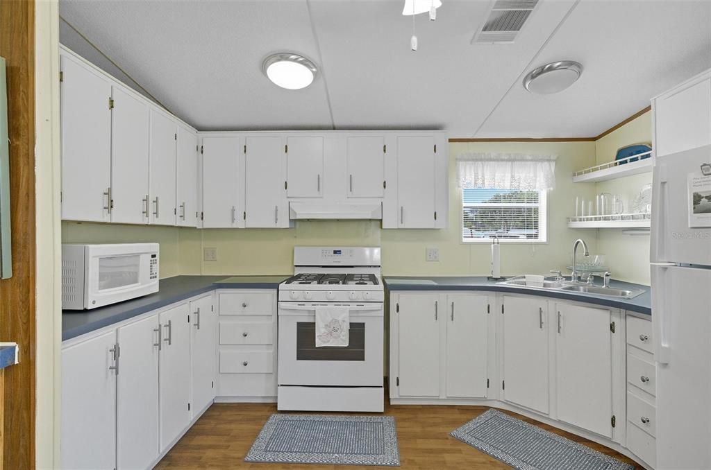 En Venta: $199,000 (2 camas, 2 baños, 960 Pies cuadrados)