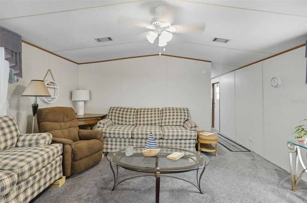 En Venta: $199,000 (2 camas, 2 baños, 960 Pies cuadrados)