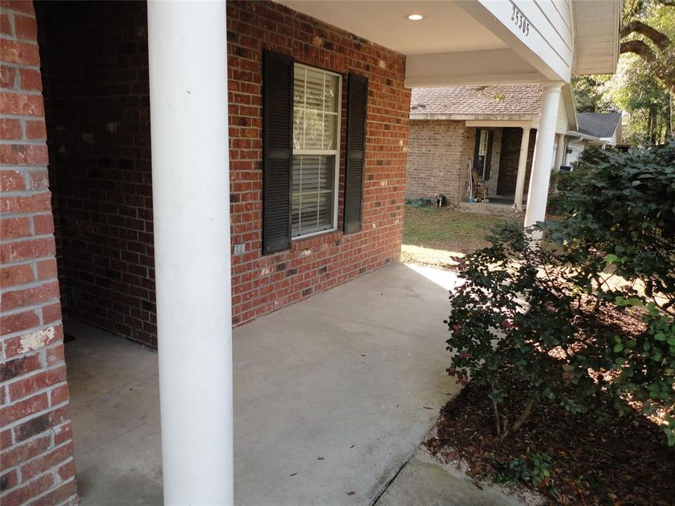 出租: $1,800 (3 贝兹, 2 浴室, 1489 平方英尺)