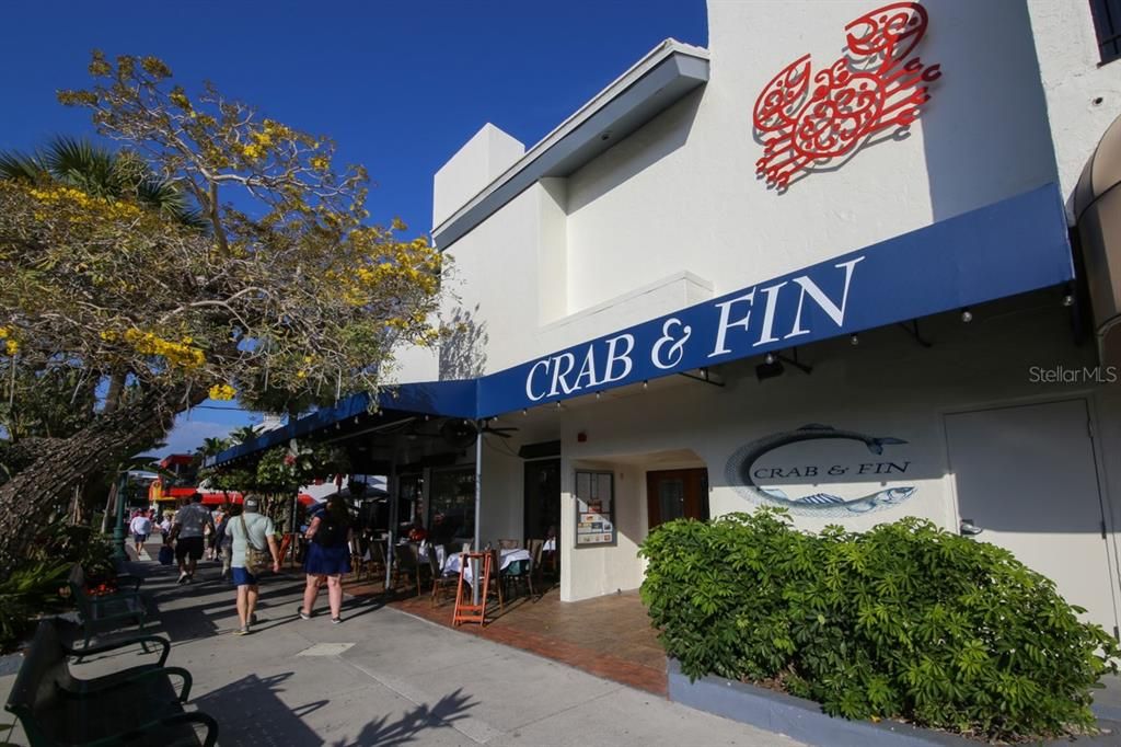 出租: $3,850 (2 贝兹, 2 浴室, 1596 平方英尺)