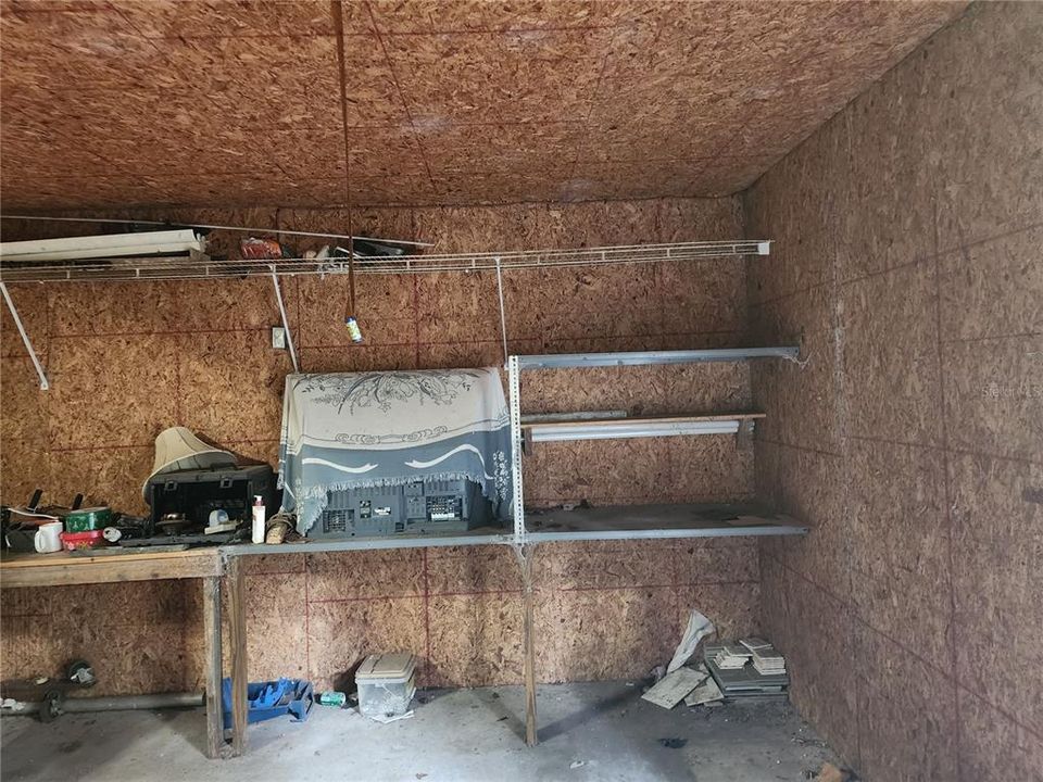 For Sale: $155,000 (2 beds, 1 baths, 768 Square Feet)