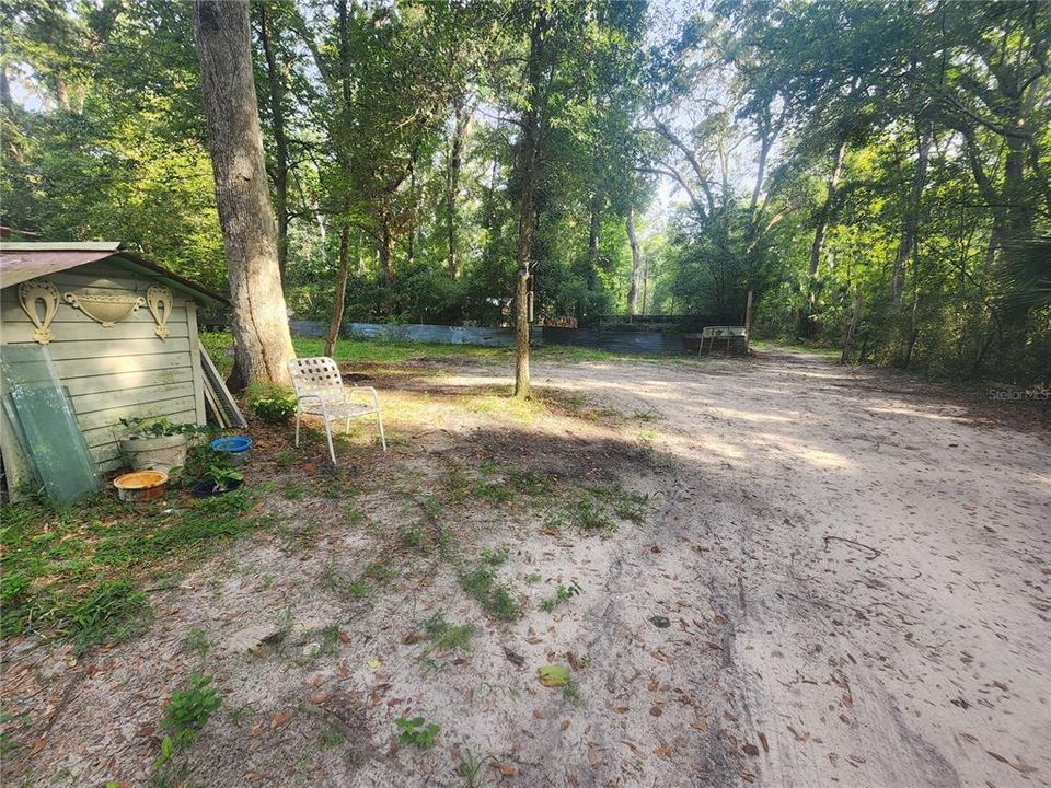 For Sale: $155,000 (2 beds, 1 baths, 768 Square Feet)