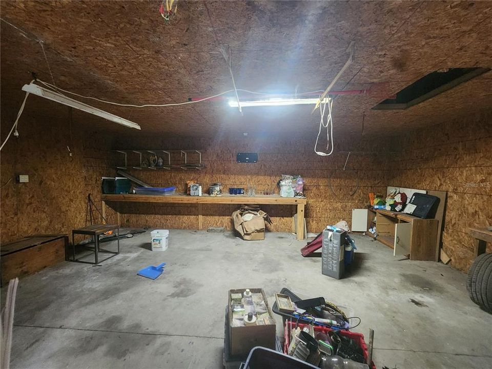 For Sale: $155,000 (2 beds, 1 baths, 768 Square Feet)