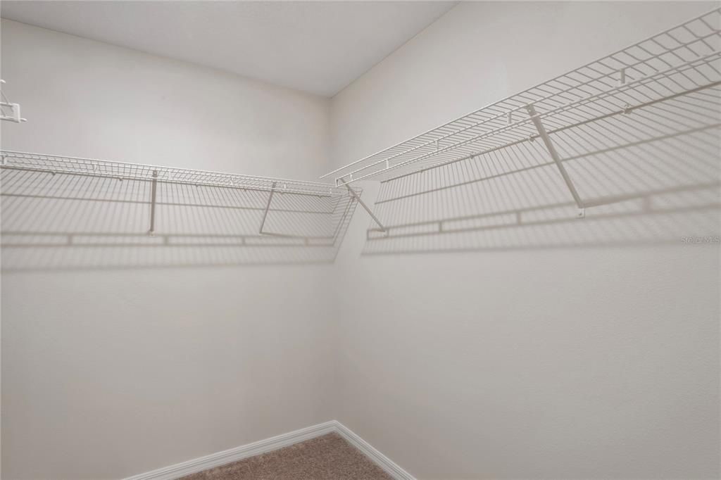 Под контрактом: $272,500 (3 спален, 2 ванн, 1541 Квадратных фут)