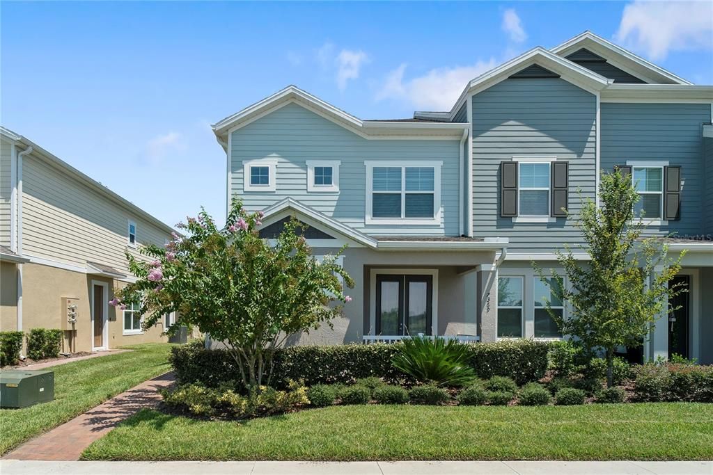 Activo con contrato: $485,000 (4 camas, 3 baños, 1920 Pies cuadrados)