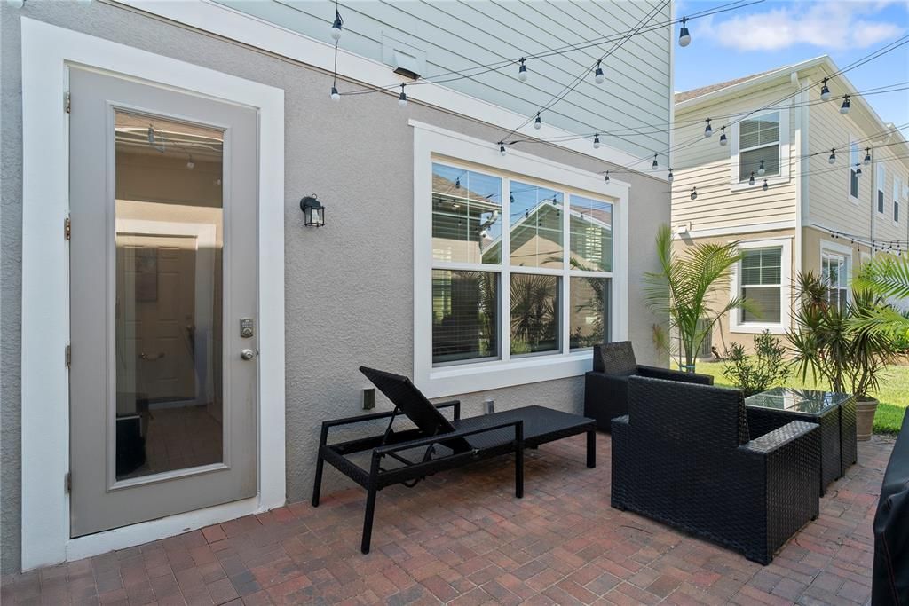 Activo con contrato: $485,000 (4 camas, 3 baños, 1920 Pies cuadrados)