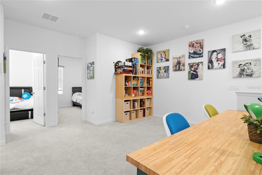 Activo con contrato: $485,000 (4 camas, 3 baños, 1920 Pies cuadrados)