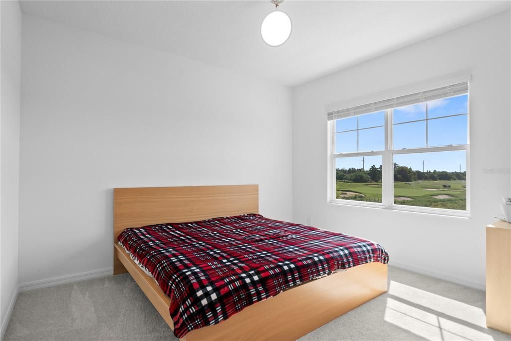 Activo con contrato: $485,000 (4 camas, 3 baños, 1920 Pies cuadrados)