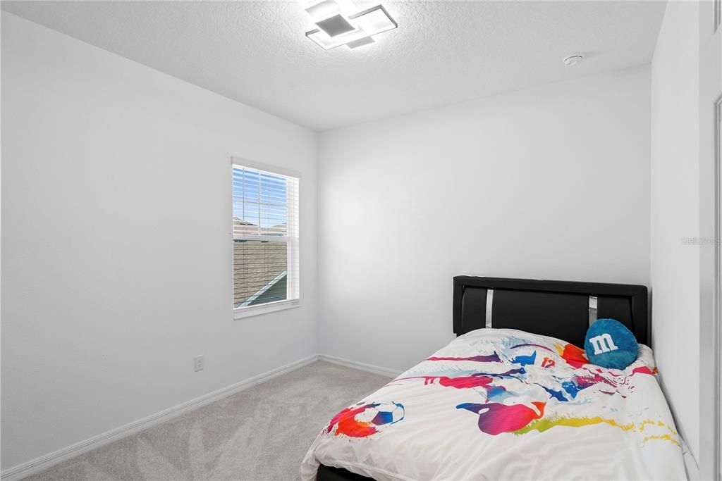 Activo con contrato: $485,000 (4 camas, 3 baños, 1920 Pies cuadrados)