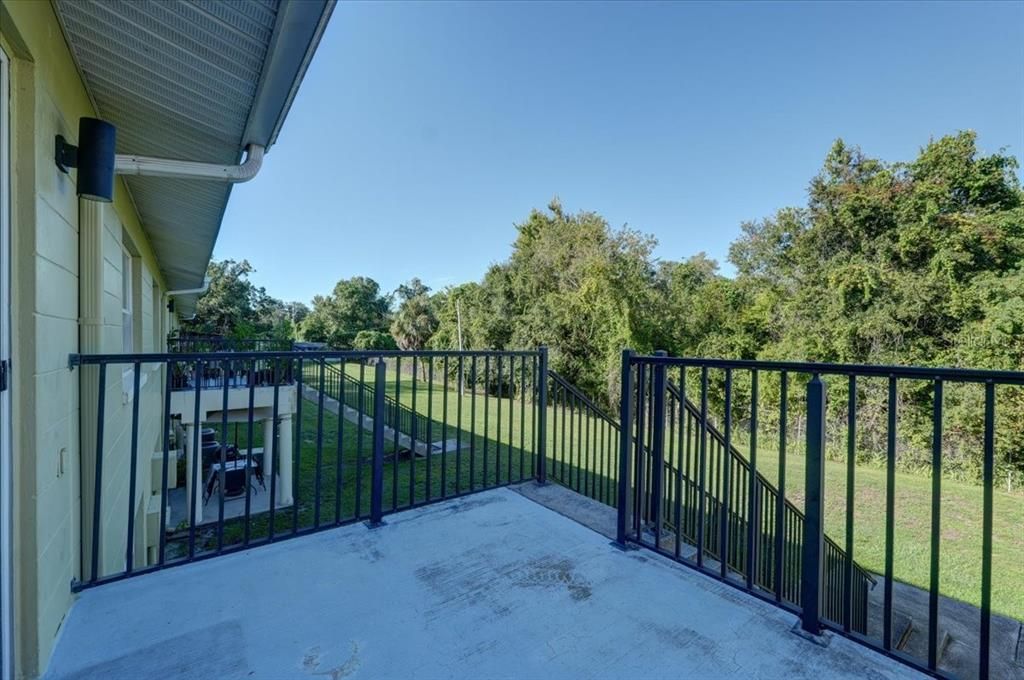 待售: $153,000 (3 贝兹, 1 浴室, 950 平方英尺)