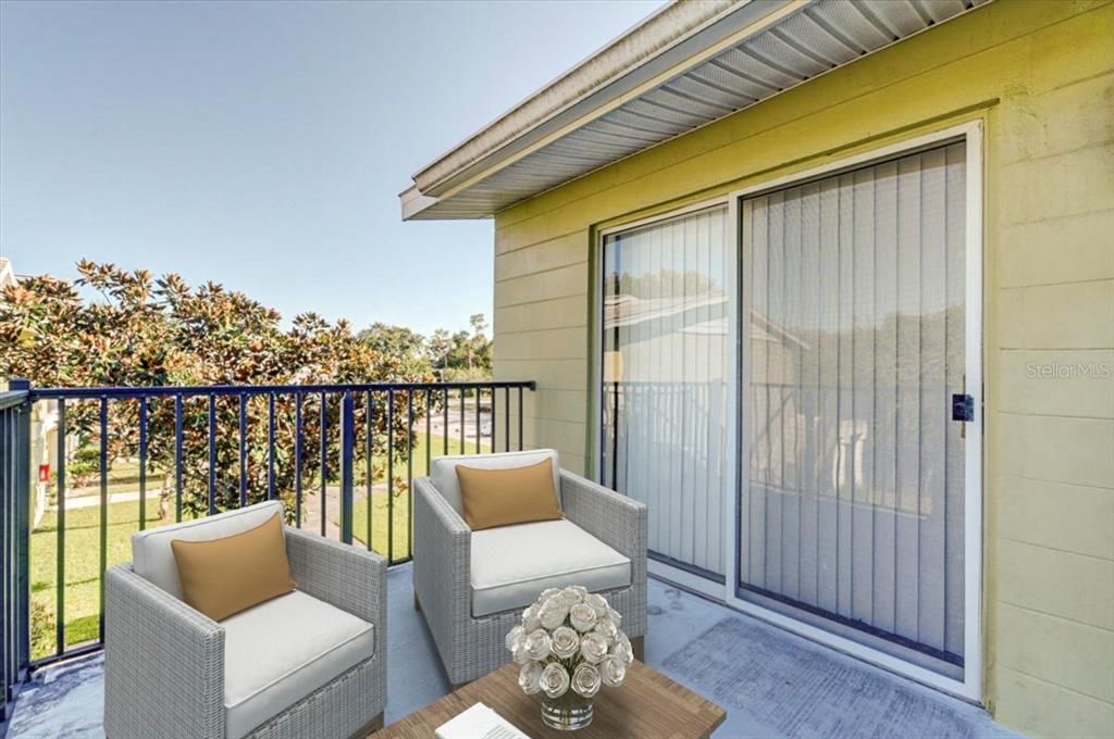 待售: $153,000 (3 贝兹, 1 浴室, 950 平方英尺)