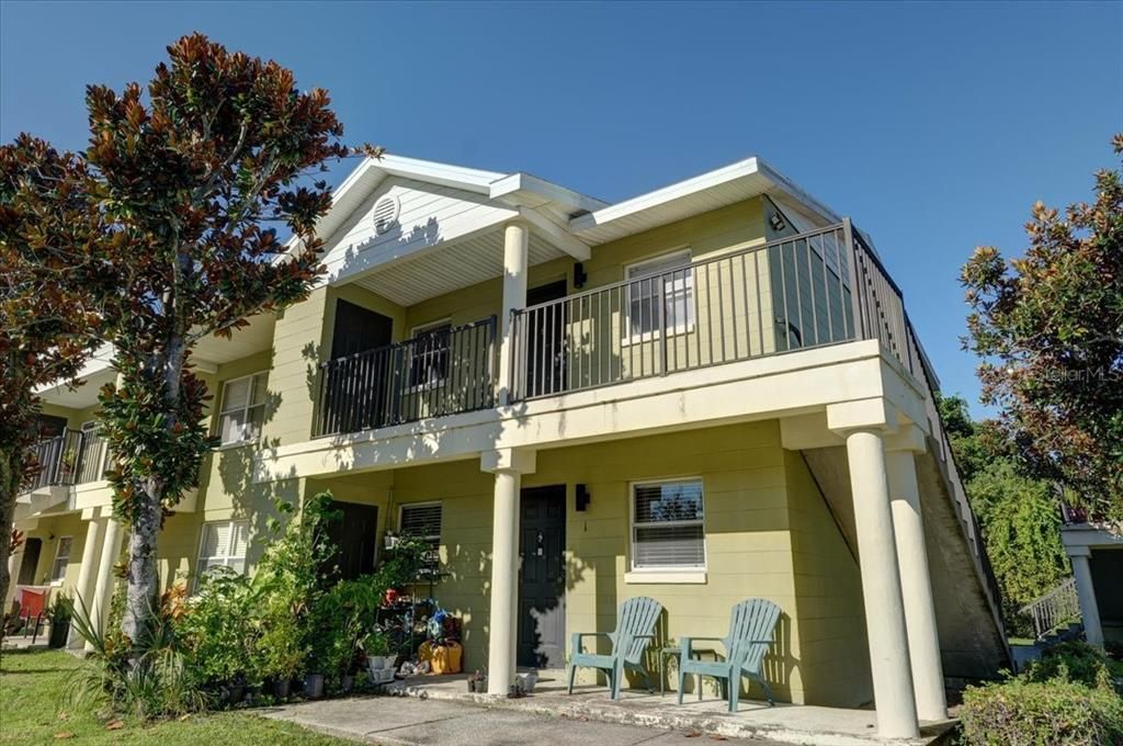 待售: $153,000 (3 贝兹, 1 浴室, 950 平方英尺)