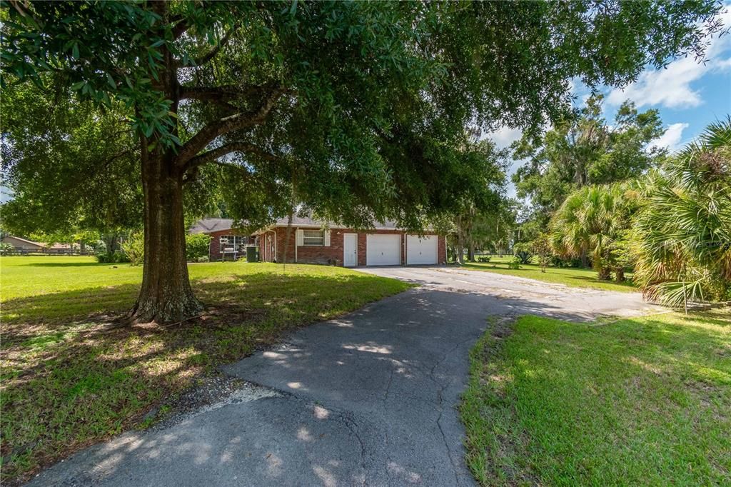Active With Contract: $399,000 (4 beds, 2 baths, 3068 Square Feet)