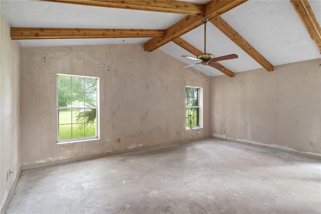 Active With Contract: $399,000 (4 beds, 2 baths, 3068 Square Feet)