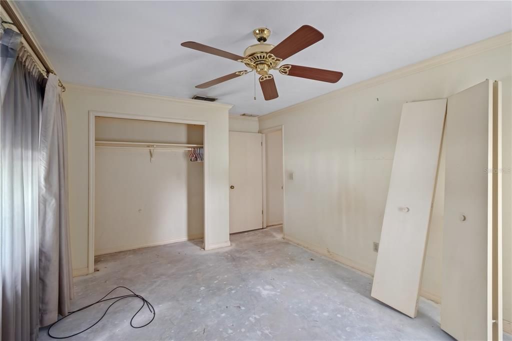 Active With Contract: $399,000 (4 beds, 2 baths, 3068 Square Feet)