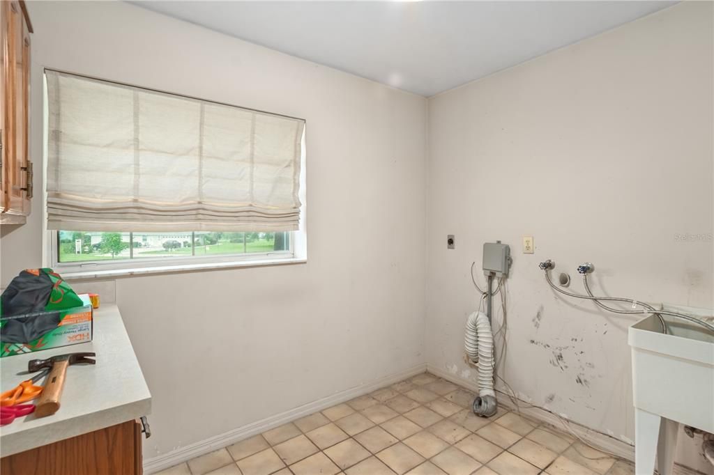 Active With Contract: $399,000 (4 beds, 2 baths, 3068 Square Feet)