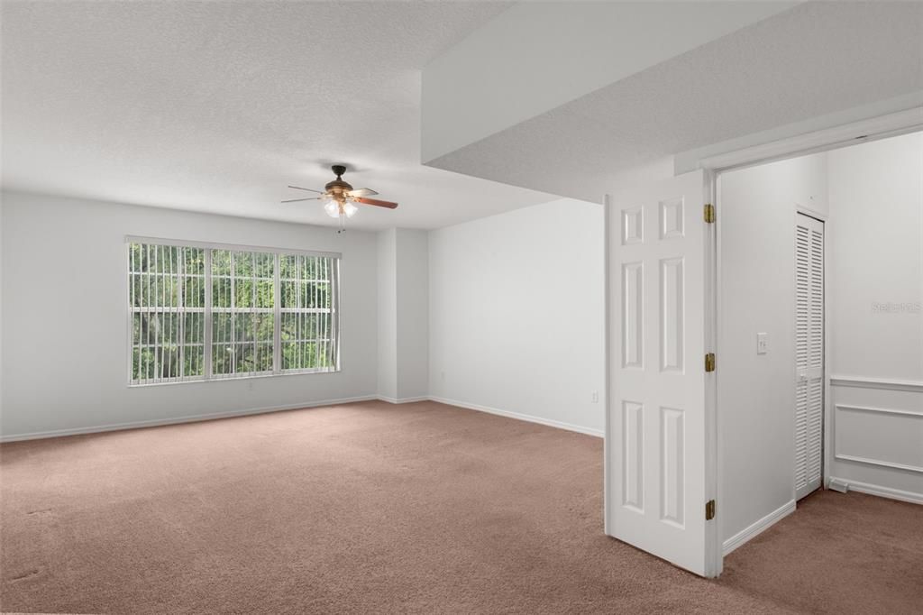 出租: $3,000 (3 贝兹, 2 浴室, 2844 平方英尺)