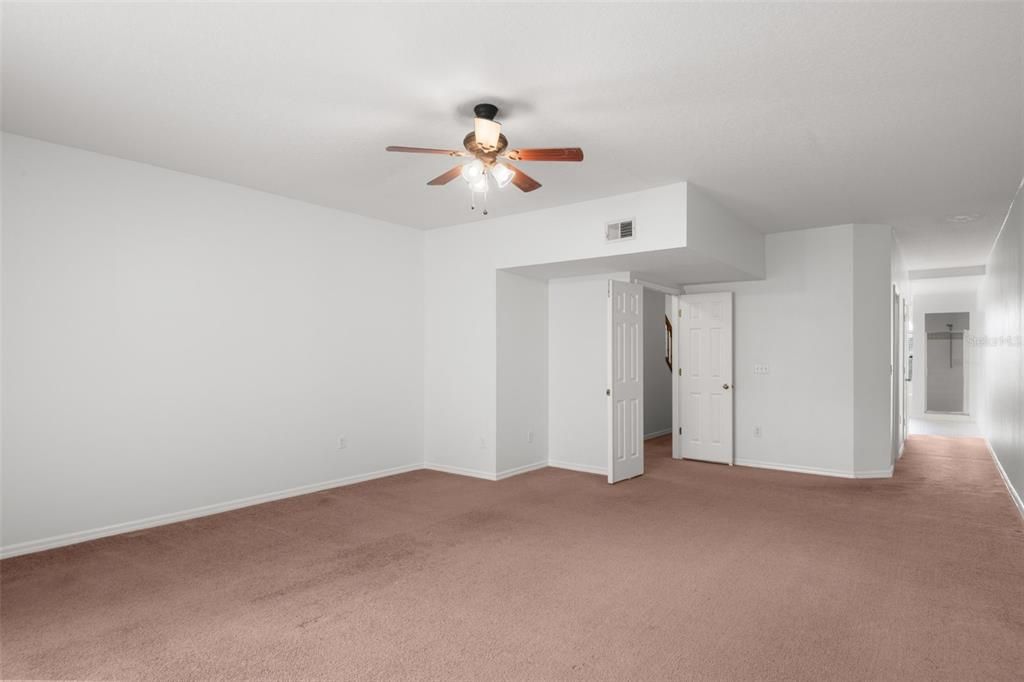 出租: $3,000 (3 贝兹, 2 浴室, 2844 平方英尺)