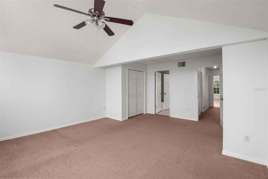 出租: $3,000 (3 贝兹, 2 浴室, 2844 平方英尺)