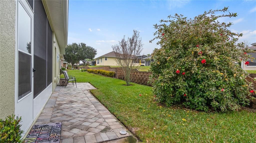 Active With Contract: $294,900 (3 beds, 2 baths, 1601 Square Feet)