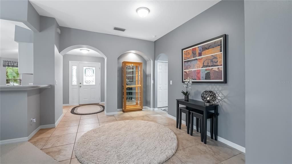 Active With Contract: $294,900 (3 beds, 2 baths, 1601 Square Feet)