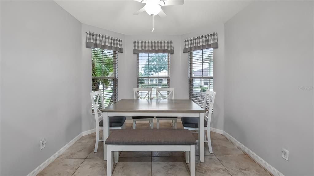 Active With Contract: $294,900 (3 beds, 2 baths, 1601 Square Feet)