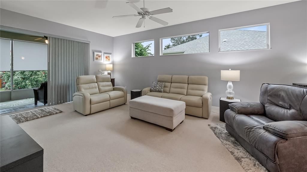 Active With Contract: $294,900 (3 beds, 2 baths, 1601 Square Feet)