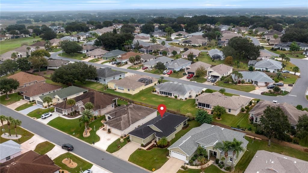 Active With Contract: $294,900 (3 beds, 2 baths, 1601 Square Feet)