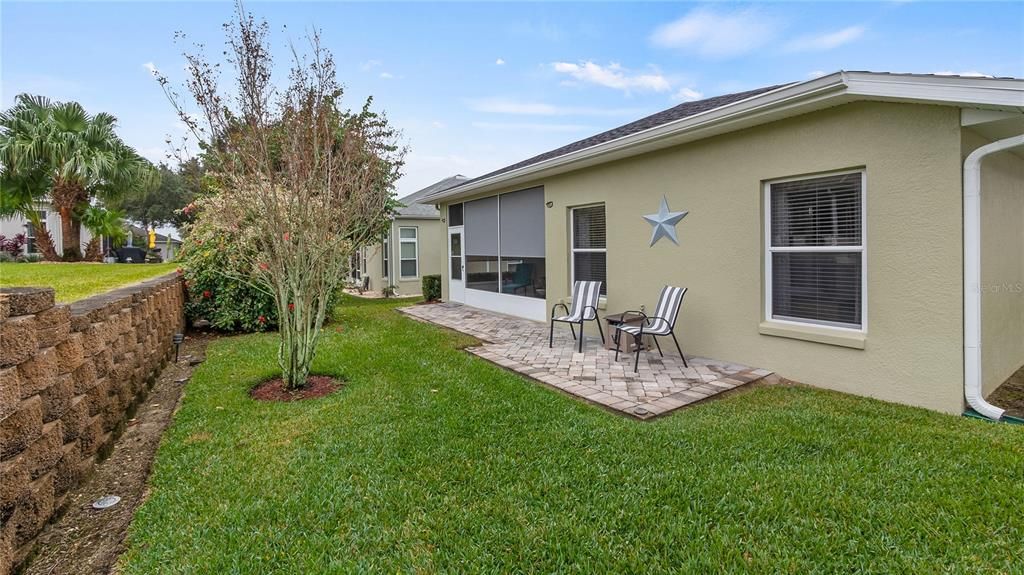 Active With Contract: $294,900 (3 beds, 2 baths, 1601 Square Feet)