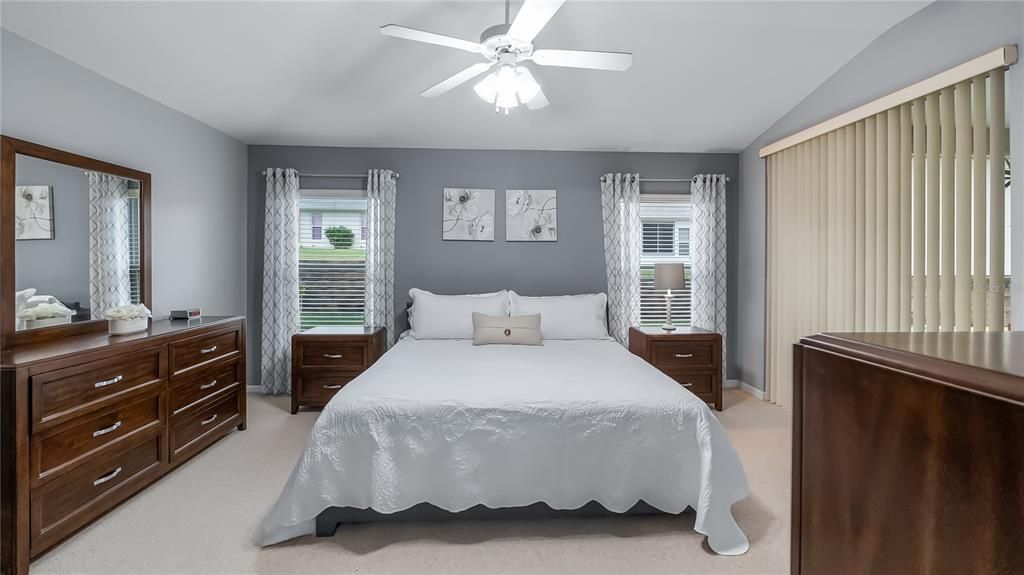 Active With Contract: $294,900 (3 beds, 2 baths, 1601 Square Feet)