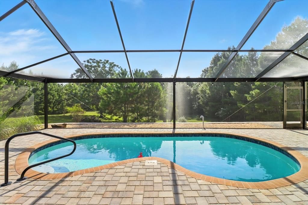 For Sale: $449,900 (3 beds, 2 baths, 2308 Square Feet)