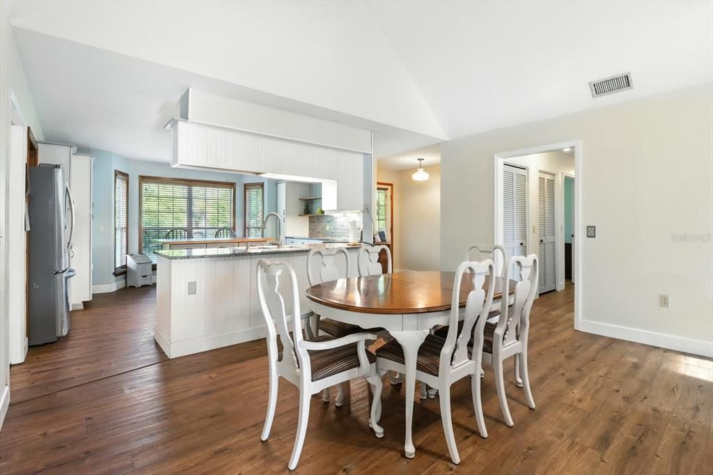 For Sale: $449,900 (3 beds, 2 baths, 2308 Square Feet)