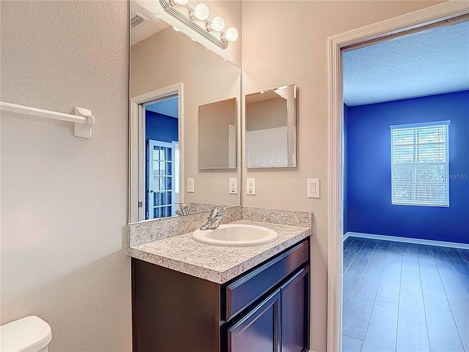 For Sale: $455,000 (4 beds, 3 baths, 2624 Square Feet)