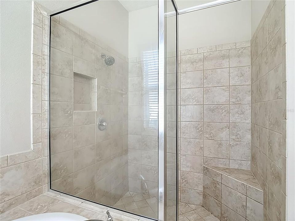 For Sale: $455,000 (4 beds, 3 baths, 2624 Square Feet)