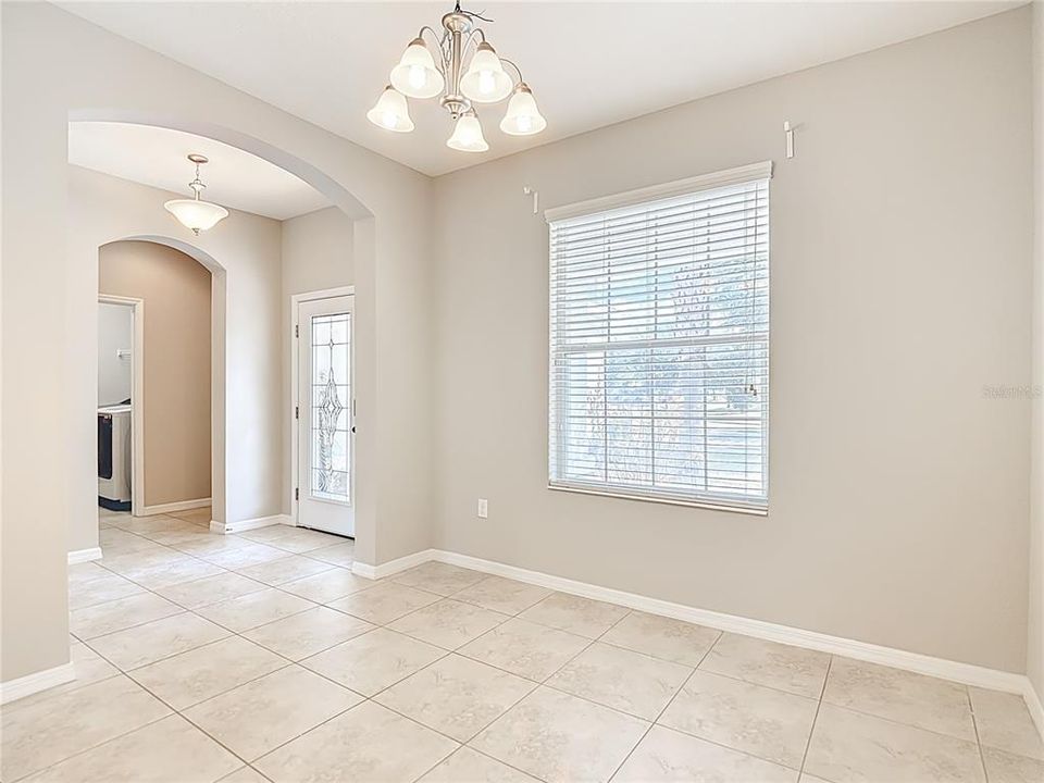 For Sale: $455,000 (4 beds, 3 baths, 2624 Square Feet)