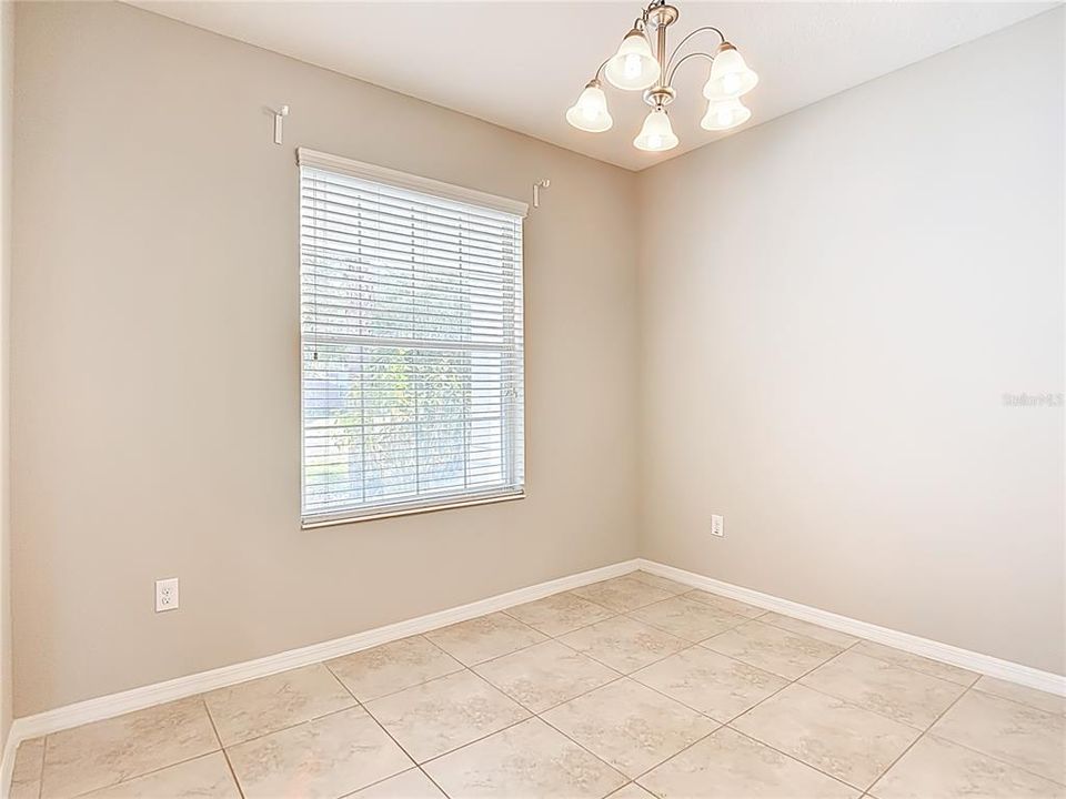 For Sale: $455,000 (4 beds, 3 baths, 2624 Square Feet)