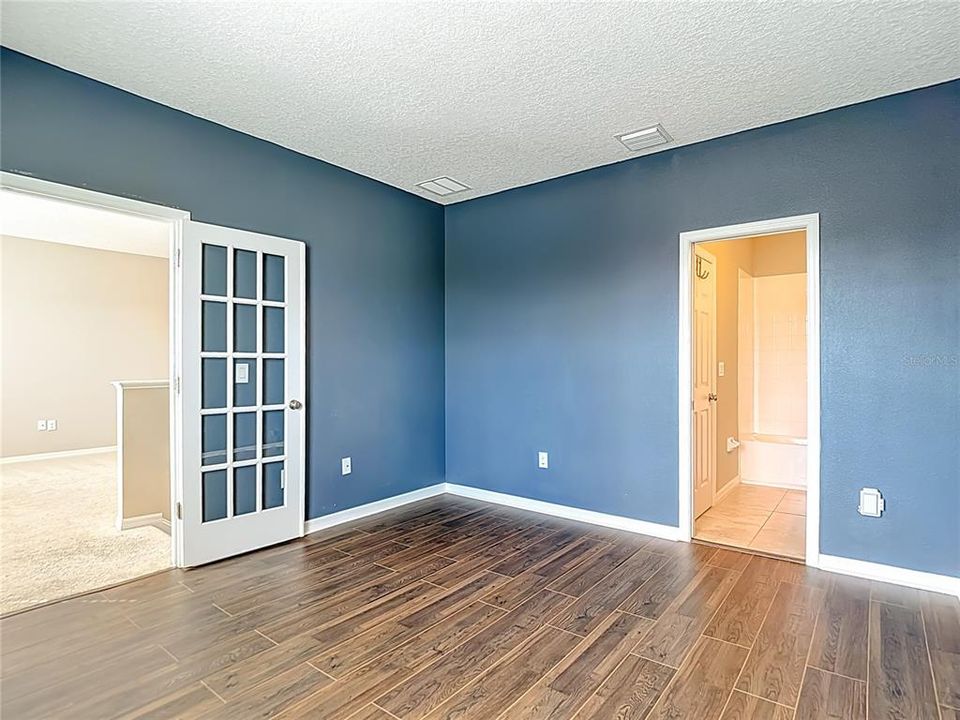 For Sale: $455,000 (4 beds, 3 baths, 2624 Square Feet)