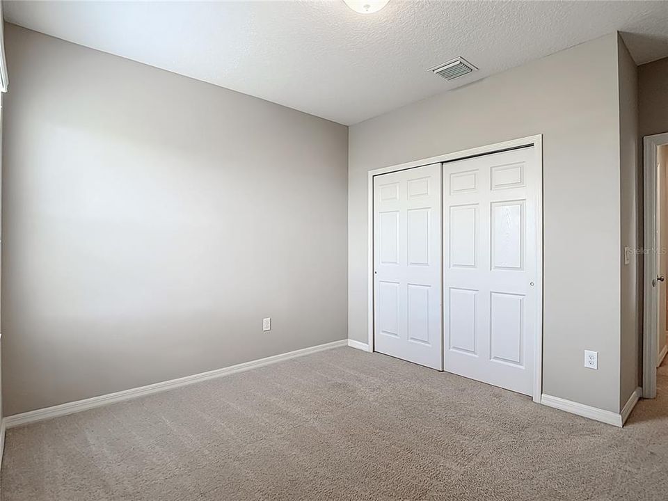 For Sale: $455,000 (4 beds, 3 baths, 2624 Square Feet)