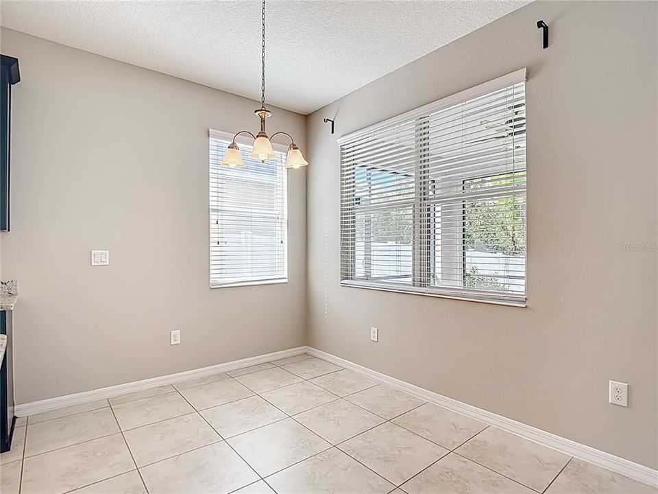 For Sale: $455,000 (4 beds, 3 baths, 2624 Square Feet)