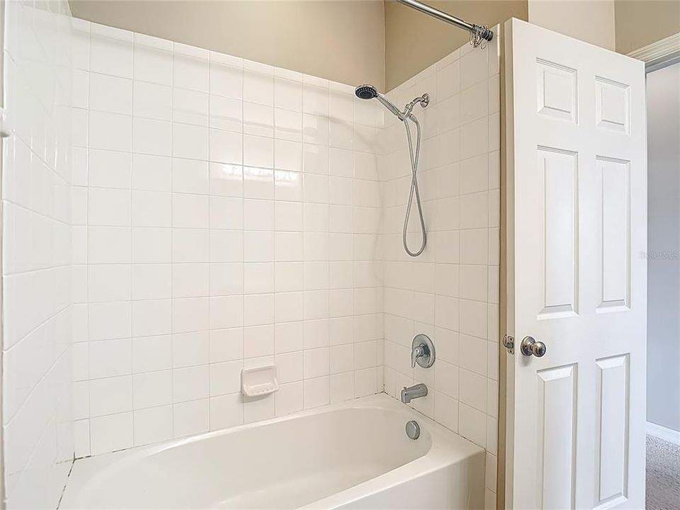 For Sale: $455,000 (4 beds, 3 baths, 2624 Square Feet)