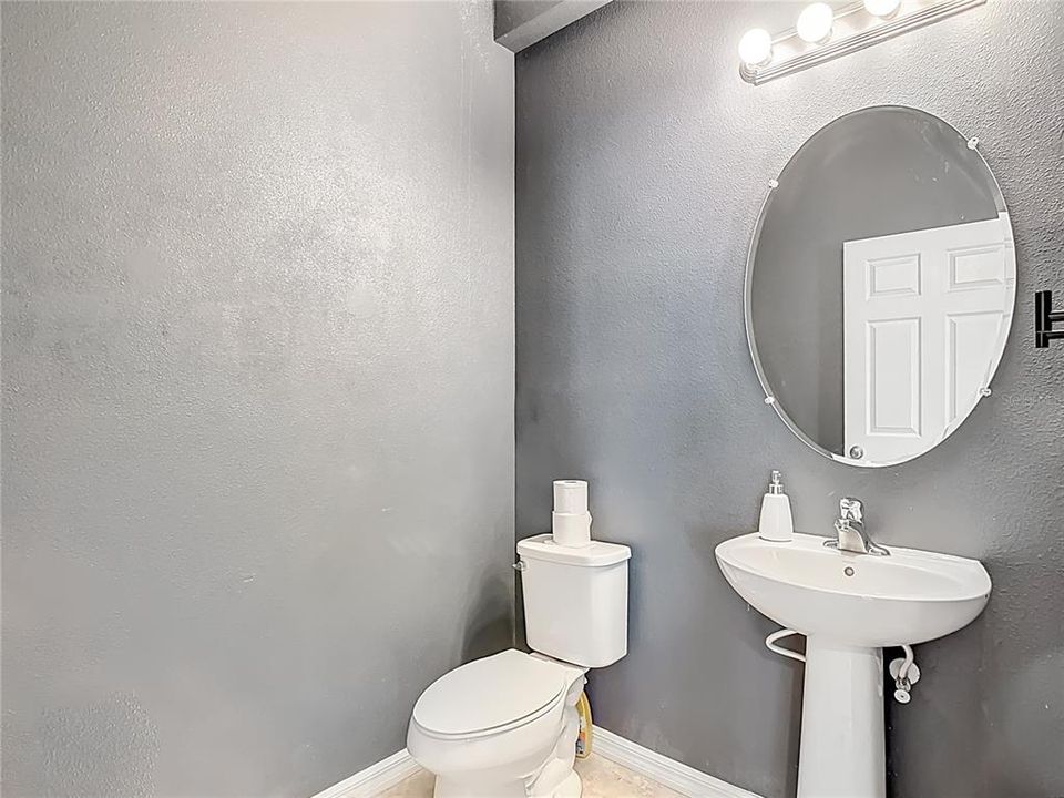 For Sale: $455,000 (4 beds, 3 baths, 2624 Square Feet)