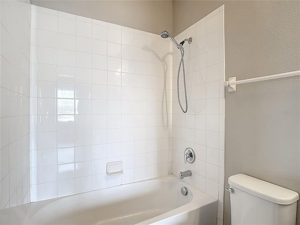 For Sale: $455,000 (4 beds, 3 baths, 2624 Square Feet)