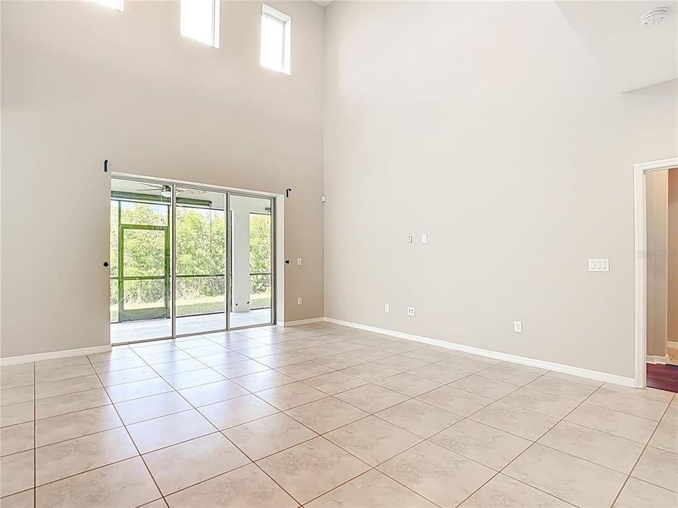 For Sale: $455,000 (4 beds, 3 baths, 2624 Square Feet)