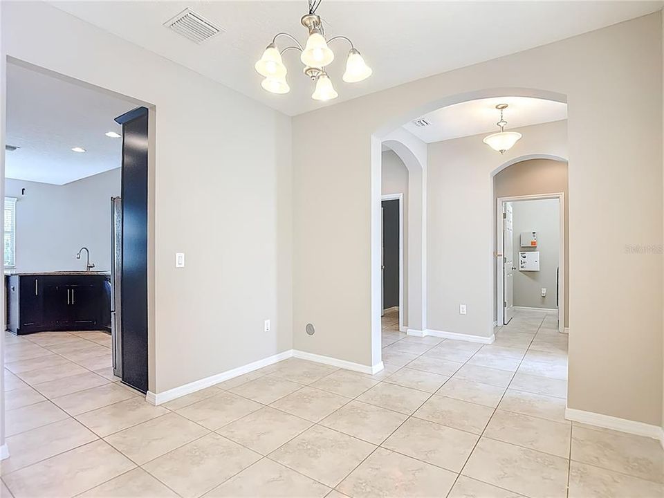 For Sale: $455,000 (4 beds, 3 baths, 2624 Square Feet)