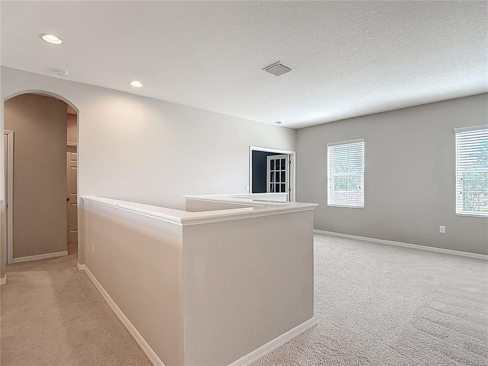 For Sale: $455,000 (4 beds, 3 baths, 2624 Square Feet)