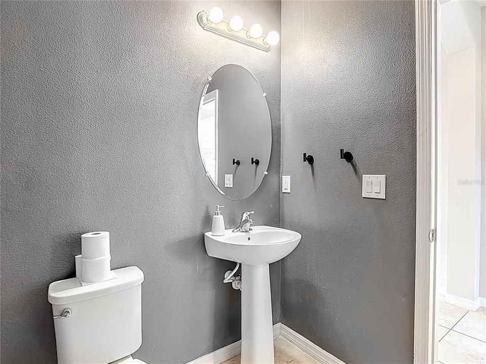 For Sale: $455,000 (4 beds, 3 baths, 2624 Square Feet)