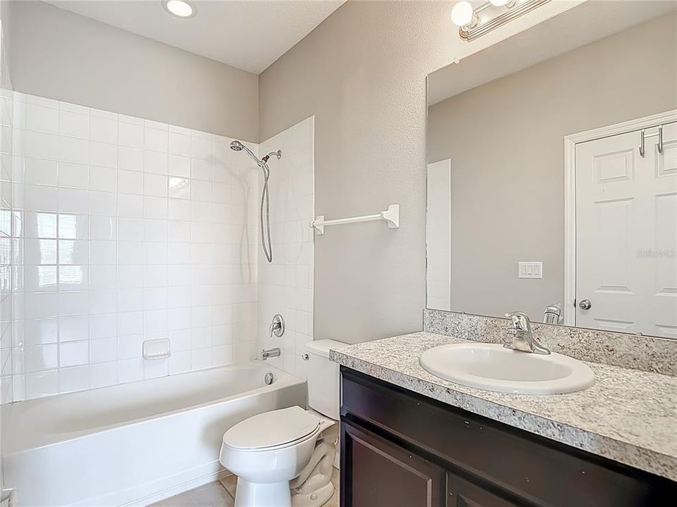 For Sale: $455,000 (4 beds, 3 baths, 2624 Square Feet)