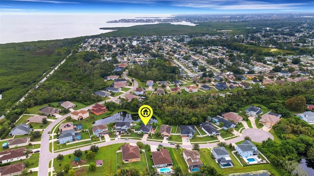 Activo con contrato: $395,000 (3 camas, 2 baños, 1483 Pies cuadrados)