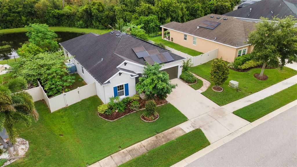 Activo con contrato: $395,000 (3 camas, 2 baños, 1483 Pies cuadrados)