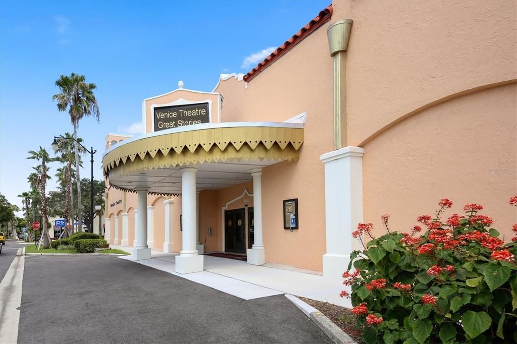 Active With Contract: $535,000 (3 beds, 3 baths, 2081 Square Feet)